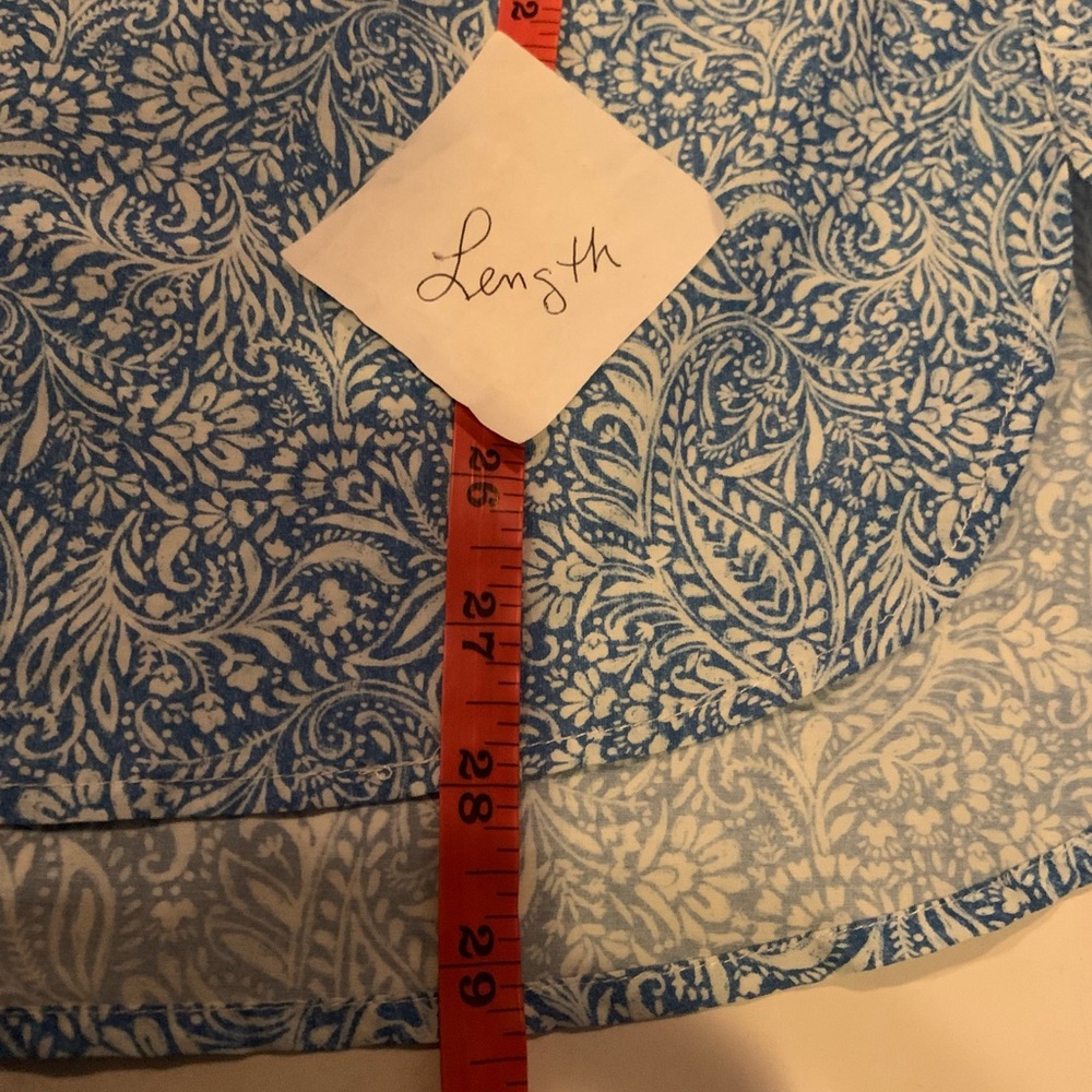 J. McLaughlin Louis 51% Silk Blue & White Paisley Women's Button Down Large EUC - Picture 8 of 12